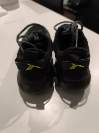 Zapatillas niño talla 37