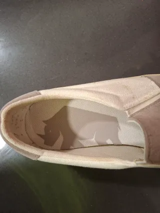 Zapatillas Gioseppo Beige y Gris