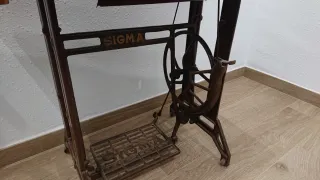 Máquina de coser Singer antigua