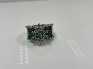 Anillo Ajustable con Circonitas Verdes