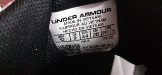 Under Armour Essential Runner Talla 44 nuevas!!!