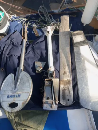 Piloto de viento Atoms