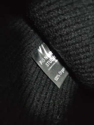 Pas Normal Studios Gorros Invierno (Negro y Gris)