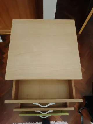 Mueble 3 cajones madera y verde