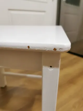 3 Sillas de Madera Blancas