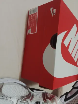 Sneakers Nike RNR V5 Taglia 44