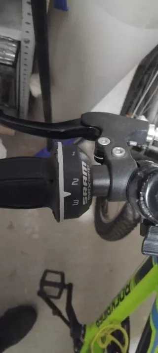 Bicicleta BMT 24 18 cambios