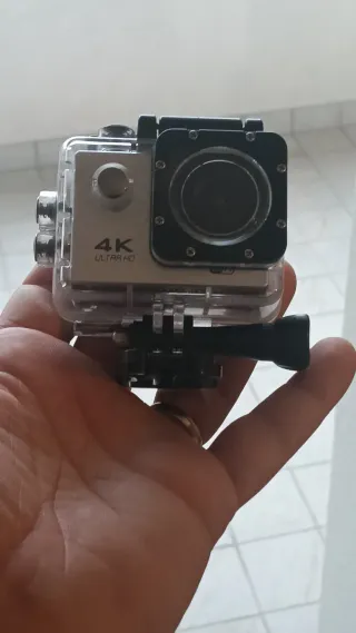 Action Cam 4K Ultra HD con Custodia