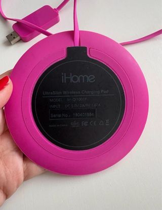 Cargador Inalámbrico iHome Fucsia Ultrafino