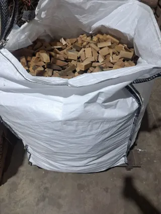 Leña Roble Seca 300kg en Big Bag