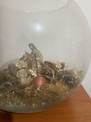 Presepe natalizio in vaso di vetro