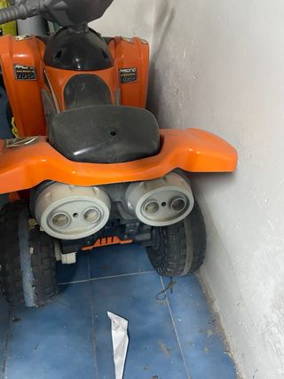 Quad infantil Freeride naranja.bateria