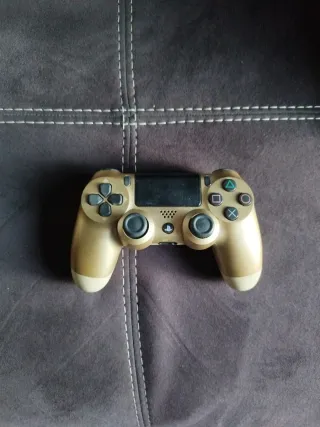Mando Dorado PS4