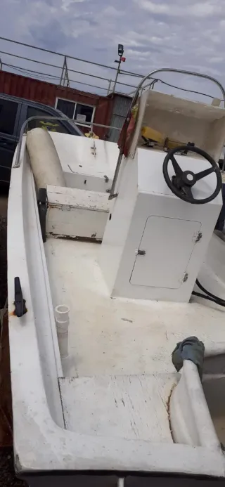 Barco de pesca Yamaha