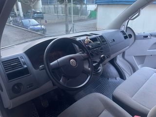 Volkswagen Caravelle 2008