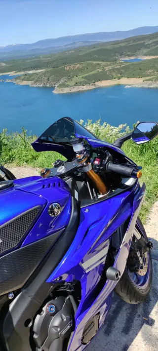 Yamaha R6
