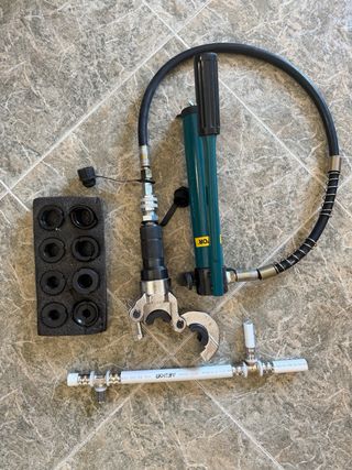 Alquiler Prensa Hidráulica TH / V 16 / 20 / 26 /32