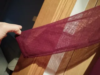 Top Stradivarius Transparencia Burdeos Talla L