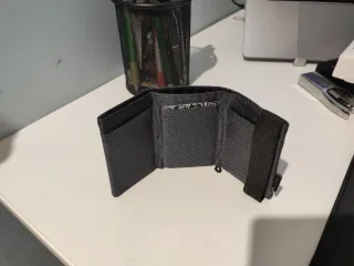 Portafoglio Slim GUGGIARI® con Protezione RFI