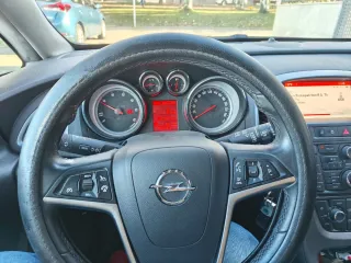 Opel Astra 2016