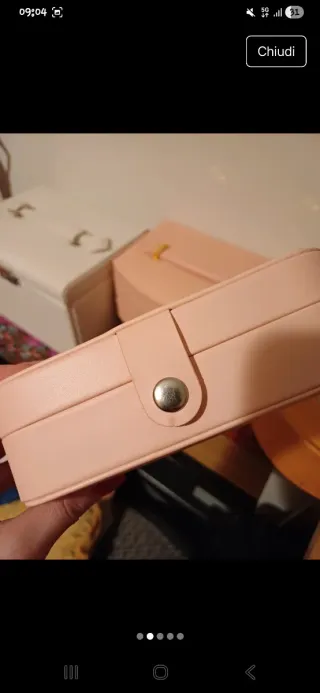 Portagioie rosa con scomparti