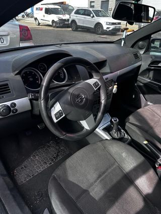 Opel Astra 2007