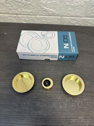 Juego para puertas correderas