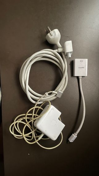 Cargador MacBook Air 2016 + Adaptador HDMI