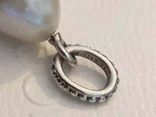 Charm Pandora Perla Barocca Bianca