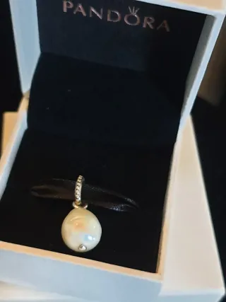 Charm Pandora Perla Barocca Bianca