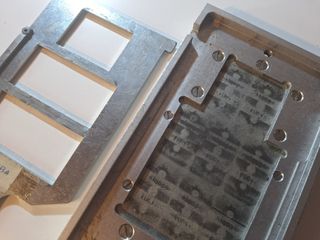 Troqueles letras/números matrículas ciclomotores