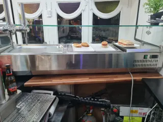 Vitrina expositora cristal y madera