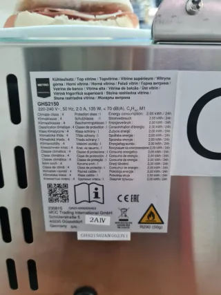 Vitrina expositora cristal y madera