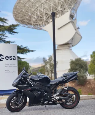 Yamaha R1 2006 Negra
