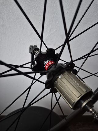 Rueda carbono 50mm freno zapata