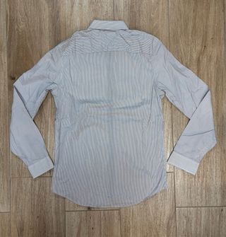 Camisa Calvin Klein Rayas Gris y Blanco