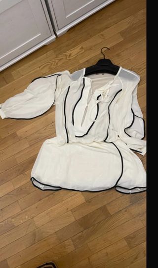 Vestito elegante bianco corto