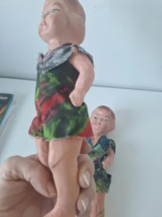 Muñeca  antiguas de cartón Pepona