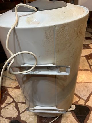 Calentador de agua eléctrico Ferroli