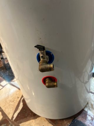 Calentador de agua eléctrico Ferroli