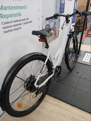 Bicicleta eléctrica todocamino E-Actv 100 cuadro bajo gris
