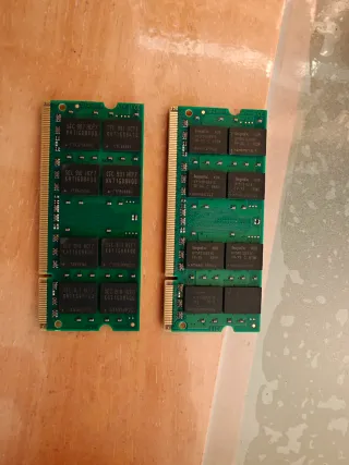 2x VEHT 2GB DDR2 667MHz PC2-5300 RAM