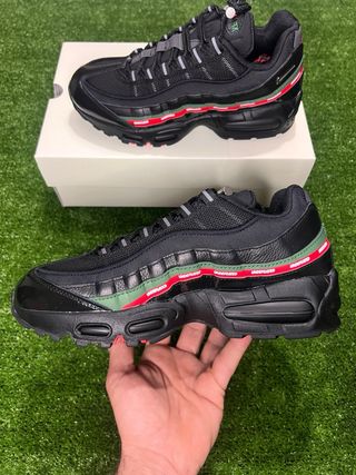 Nike Air Max 95 Undefeated Negra