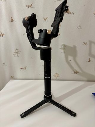 Estabilizador Zhiyun Crane Plus 3 Ejes