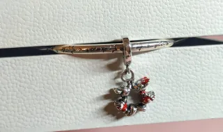 Charm beso Minnie Mickey