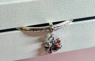 Charm beso Minnie Mickey