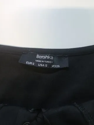 Top Bershka Corsé Negro