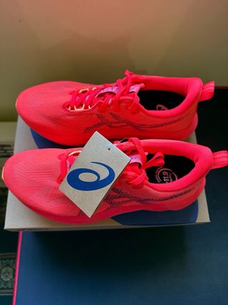 Zapatillas Asics Novablast 5 Rojas