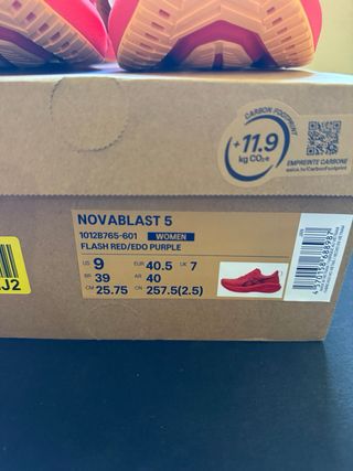 Zapatillas Asics Novablast 5 Rojas