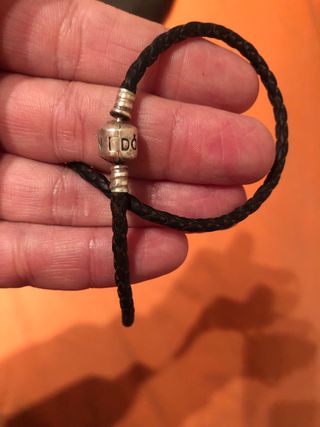 Pulsera Doble Cuero Pandora Negra y Plata